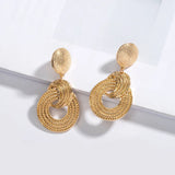 Brinco Dourado Longo
