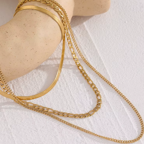Colar Fayra Triplo Banhado a Ouro 18K