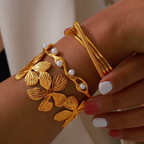 Bracelete Flor Banhado a Ouro 18K