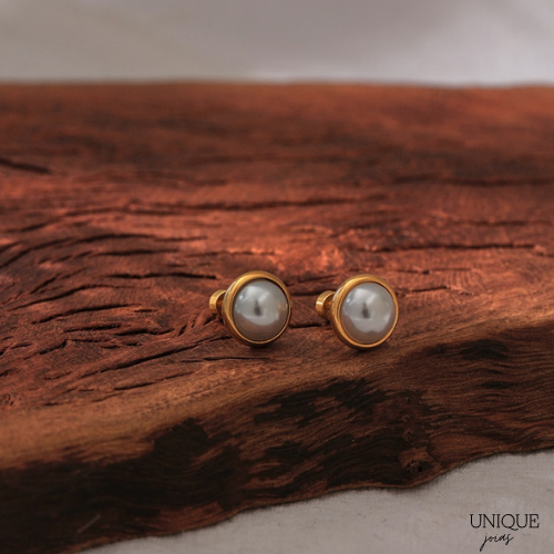 Brinco Luxury Pérolas Banhado a Ouro