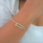 Bracelete Dourado com Zircônia