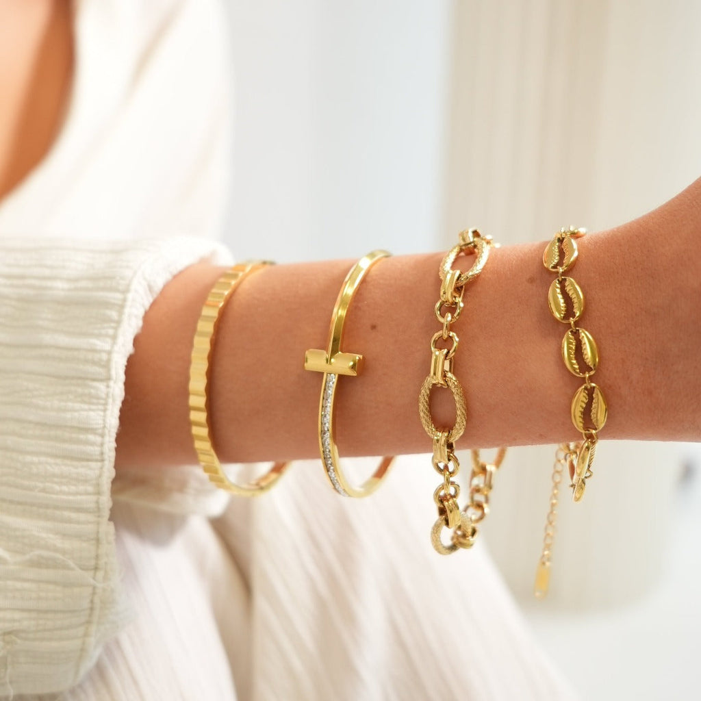 Pulseira de Corrente Texturizada Banhada a Ouro 18k
