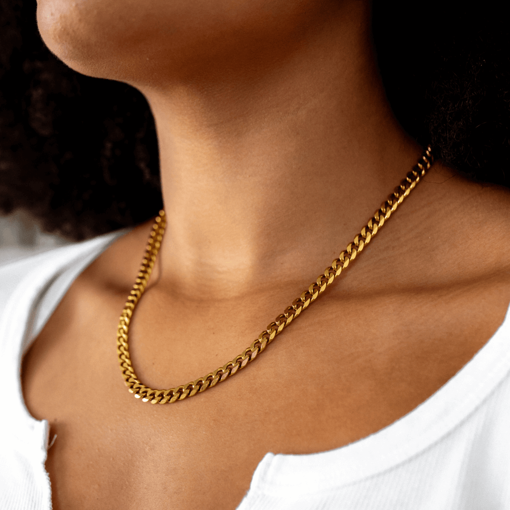 Colar Estilo Corrente Banhado a Ouro 18K