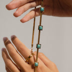 Colar com Pedras Naturais Banhado a Ouro 18K