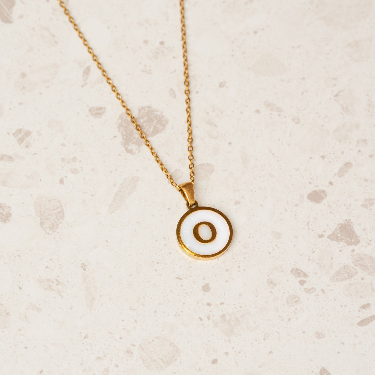 Colar de Inicial de Mármore Banhado Ouro 18K