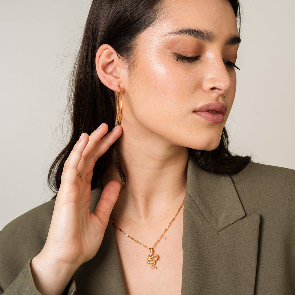 Colar Pingente de Cobra Dourado Banhado a Ouro 18K