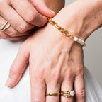 Pulseira Elos e Pérolas Naturais Banhado a Ouro 18K