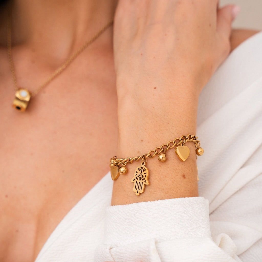 Pulseira Pingente Hamsa Banhado a Ouro 18k