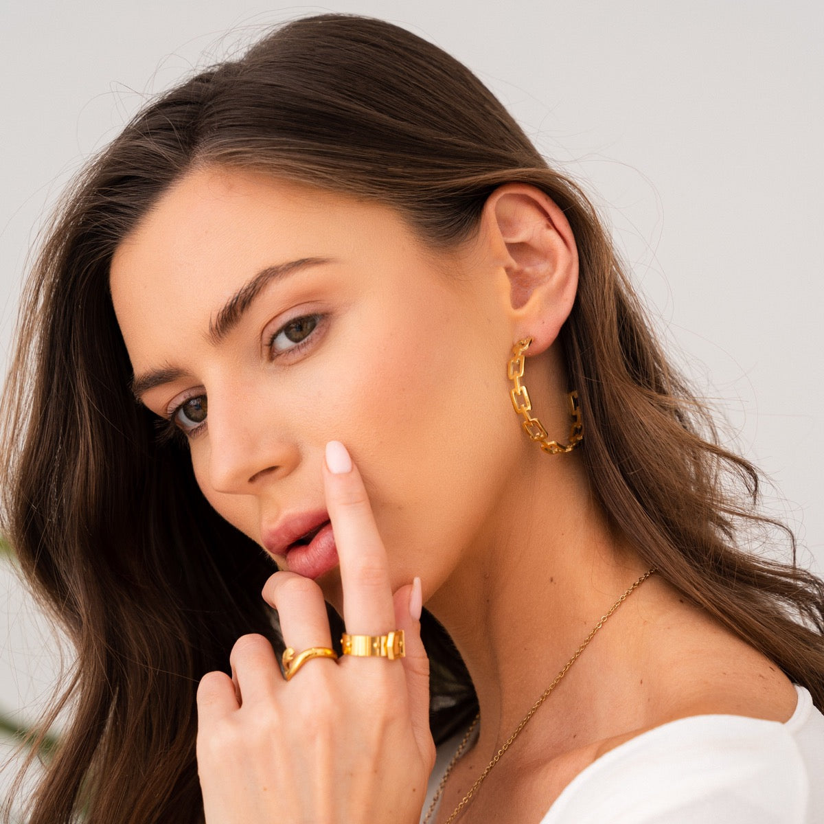 Brincos Argola em Elos Banhado em Ouro 18K