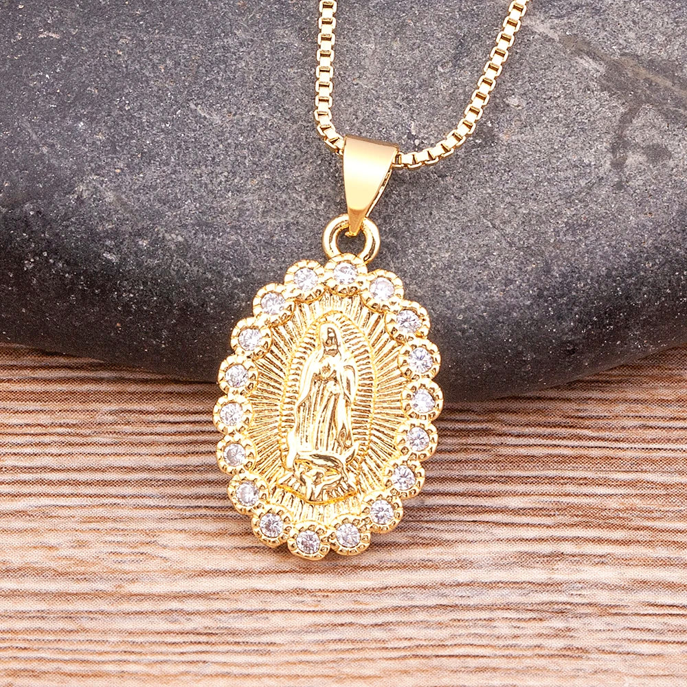 Colar Pingente Virgem Maria com Zircônia