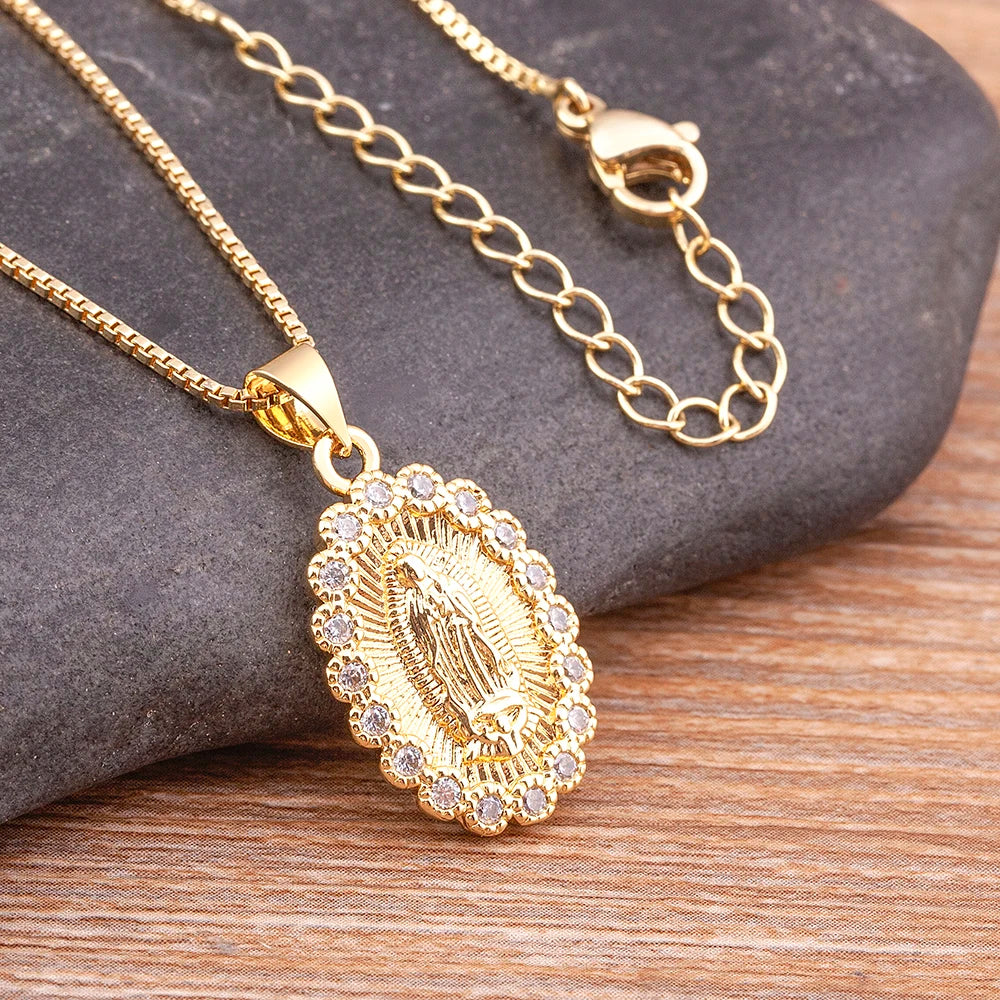 Colar Pingente Virgem Maria com Zircônia