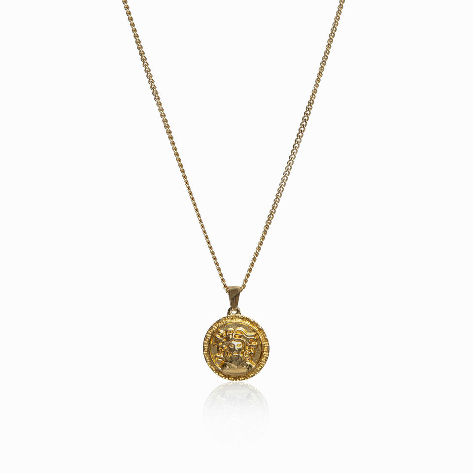 Colar com Pingente Medusa Banhado Ouro 18K